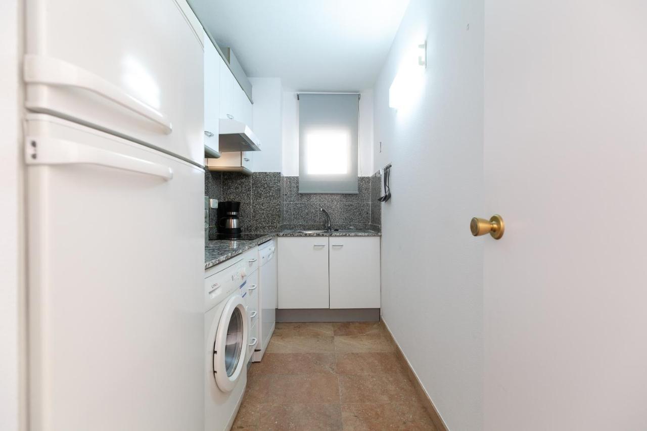 Uhc Center Apartments سالو المظهر الخارجي الصورة